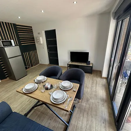 Cour Ancienne école Avec Jacuzzi Privé Apartamento