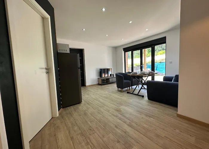 Lejlighed Cour Ancienne Ecole Avec Jacuzzi Prive *